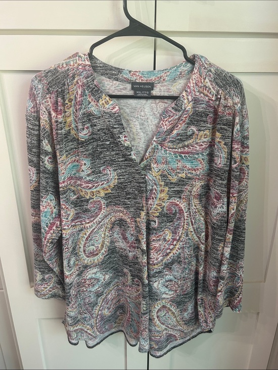 Van Heusen Tops - Van Heusen Gray Paisley Long Sleeve Top with Teal and Pink Accents